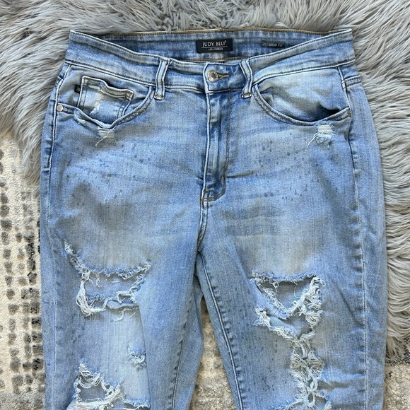 Judy Blue High Waist Paint Splatter Destroyed Boyfriend Jeans Plus Size 14W - Picture 3 of 4